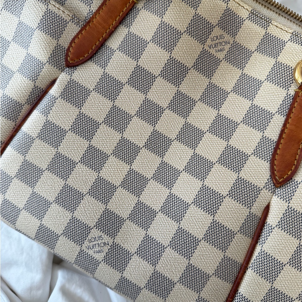 LV (Louis Vuitton) Totally PM Damier Azur White - Picture 2 of 11